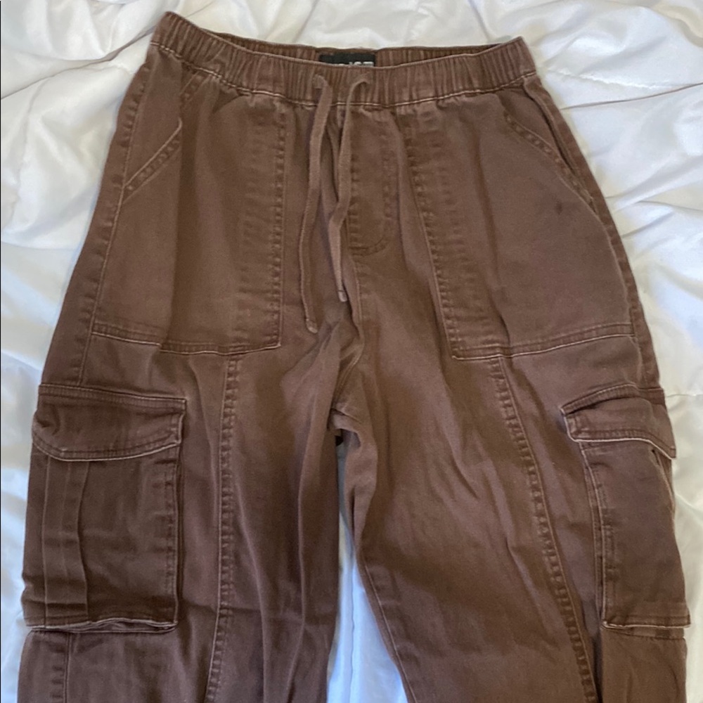 Refuge Brown Cargo Pants with Cuffed Bottoms